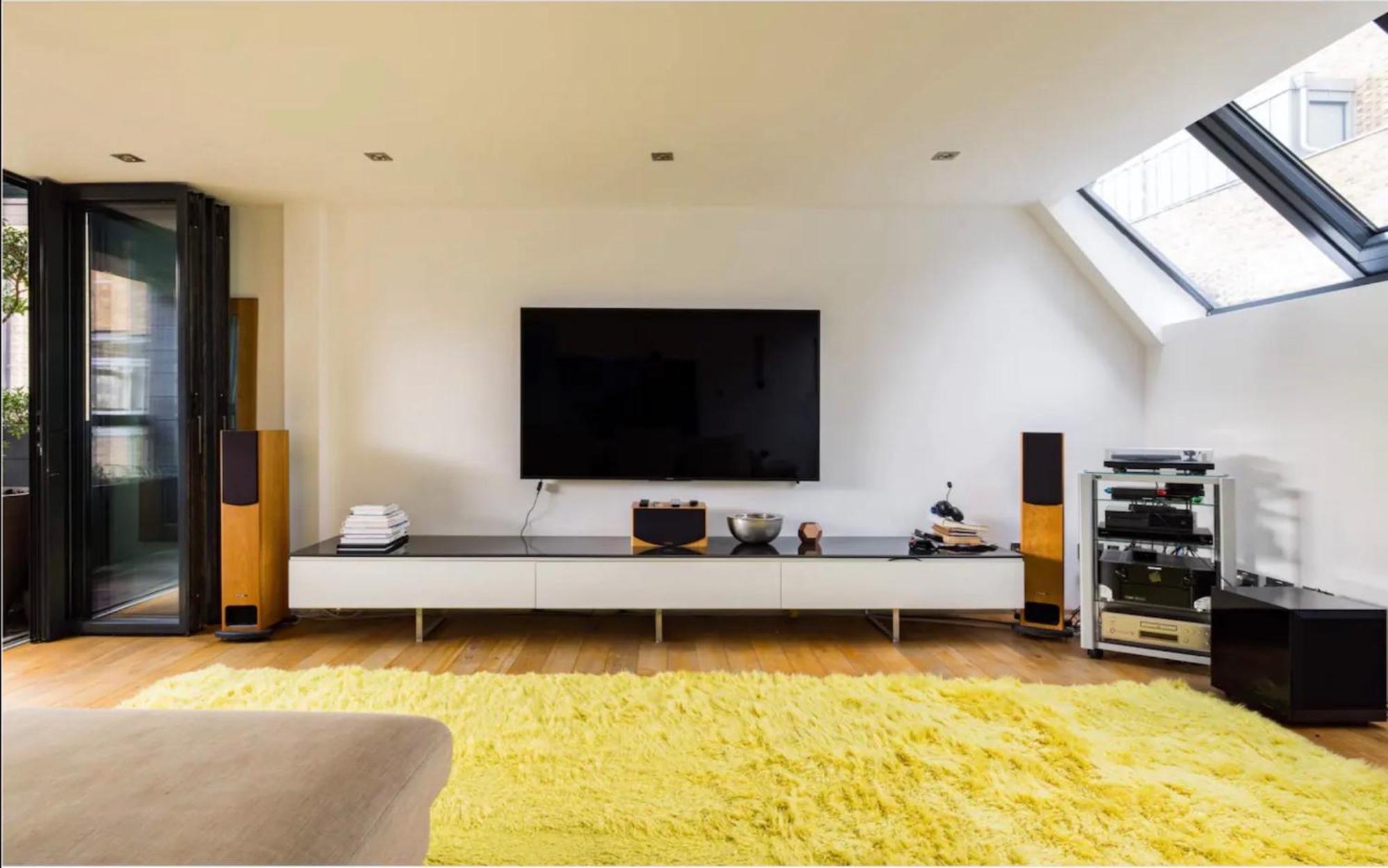 Stunning 3 Bedroom, 3 Bathroom Duplex With Terrace Лондон Екстер'єр фото